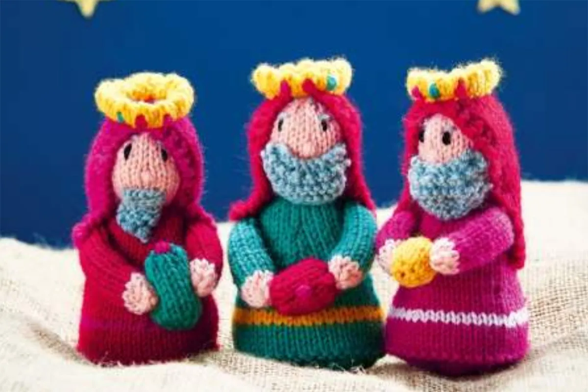 Christmas knitting patterns Nicola Valiji