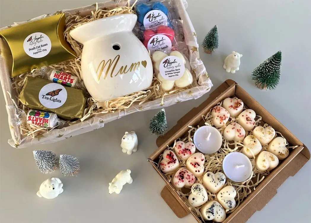 DIY gifts for mom Wax melt gift box