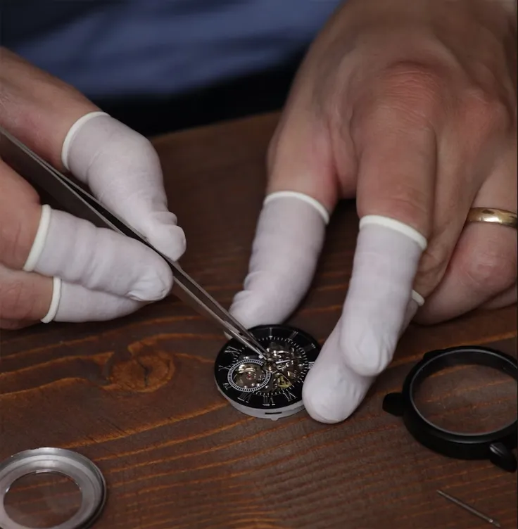 DIY gifts for your boyfriends High-end watchmaking kit