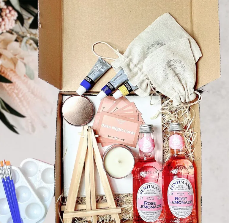 Paint and sip kit DIY Christmas gifts for girlfriends