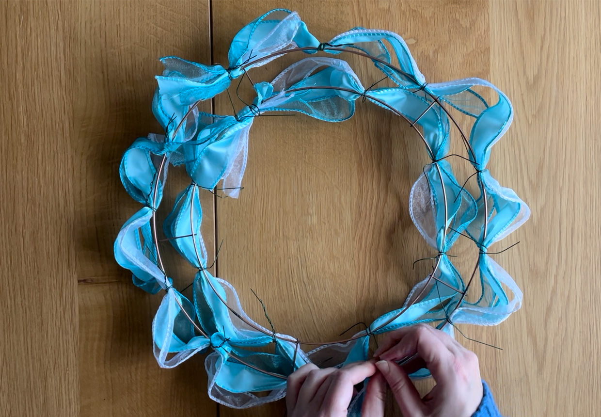 Tidy up the wires on the ribbon wreath