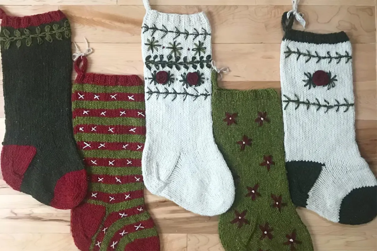 Christmas stocking knitting patterns Annie Lupton
