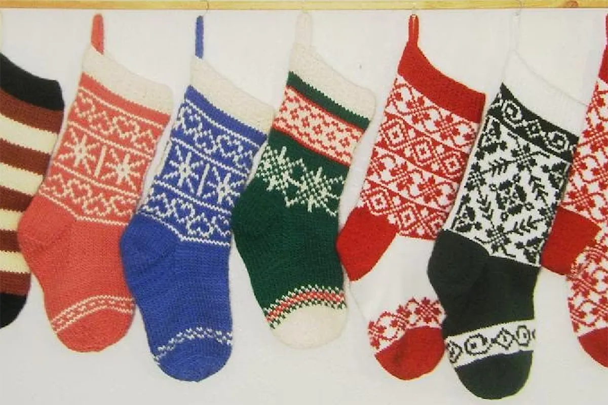 Christmas stocking knitting patterns Denise Balvanz