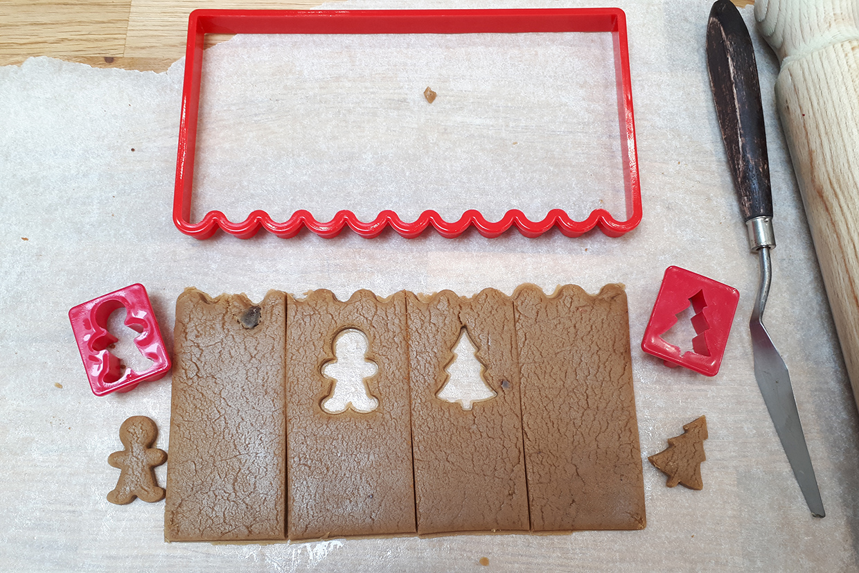 Gingerbread biscuit - step 2