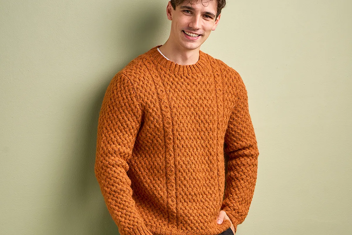 The Knitter 197 - Lisa Richardson men's sweater