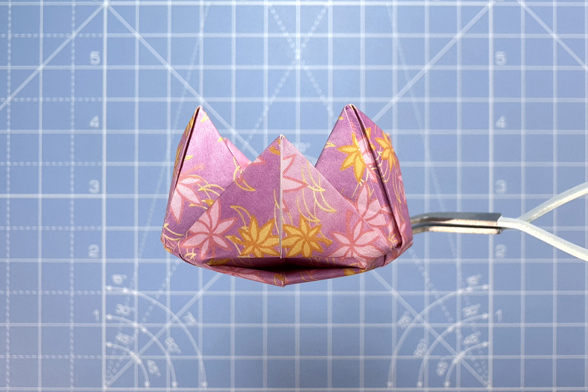 How to make an origami lotus, step 10c