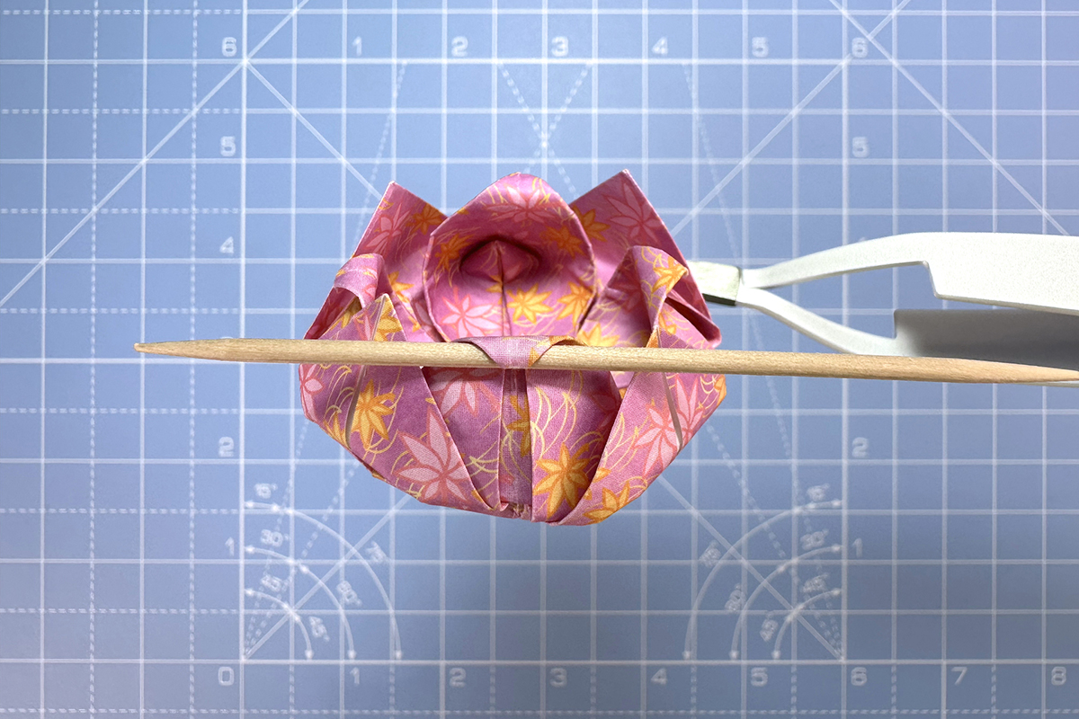 How to make an origami lotus, step 12a