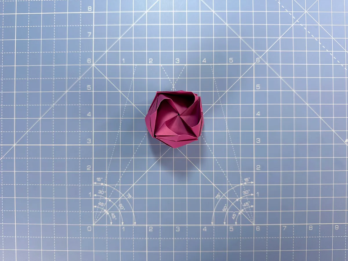 How to make an origami rose, step 4