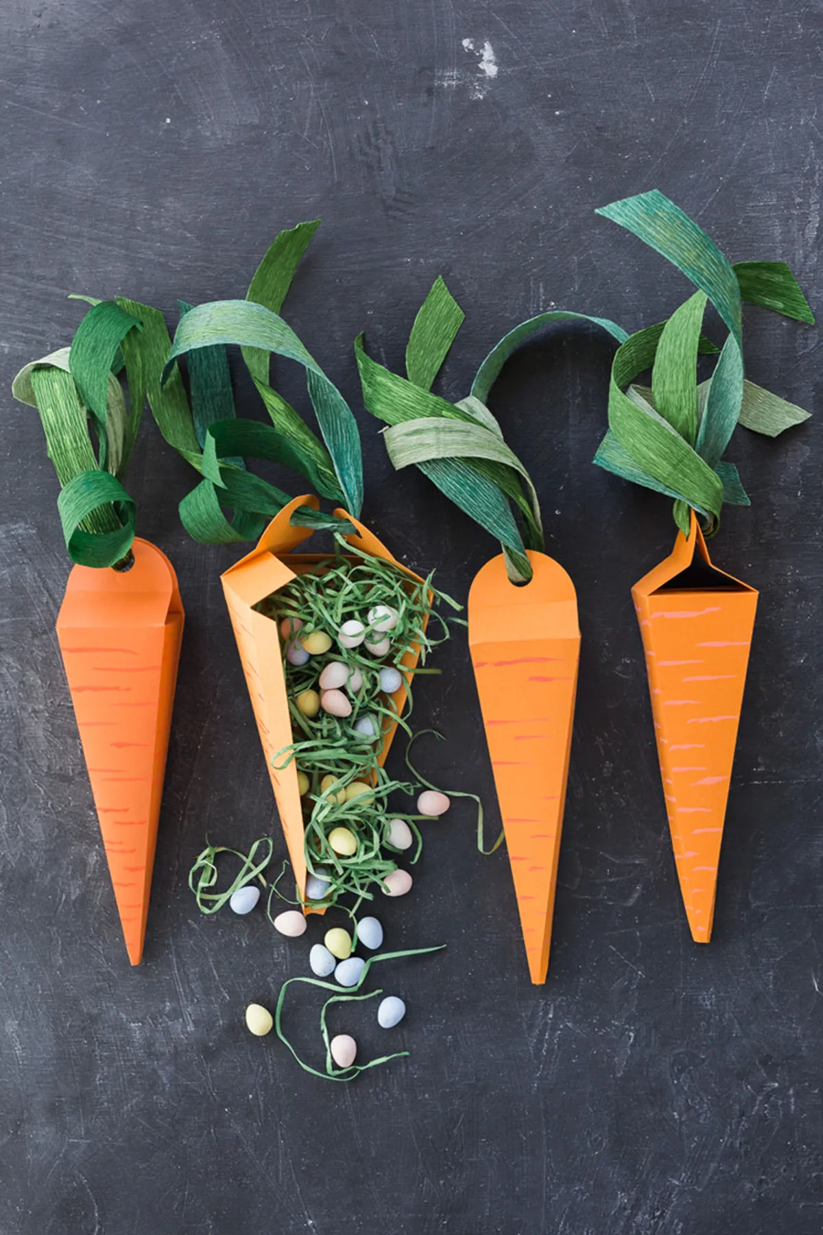 Paper carrot treat boxes
