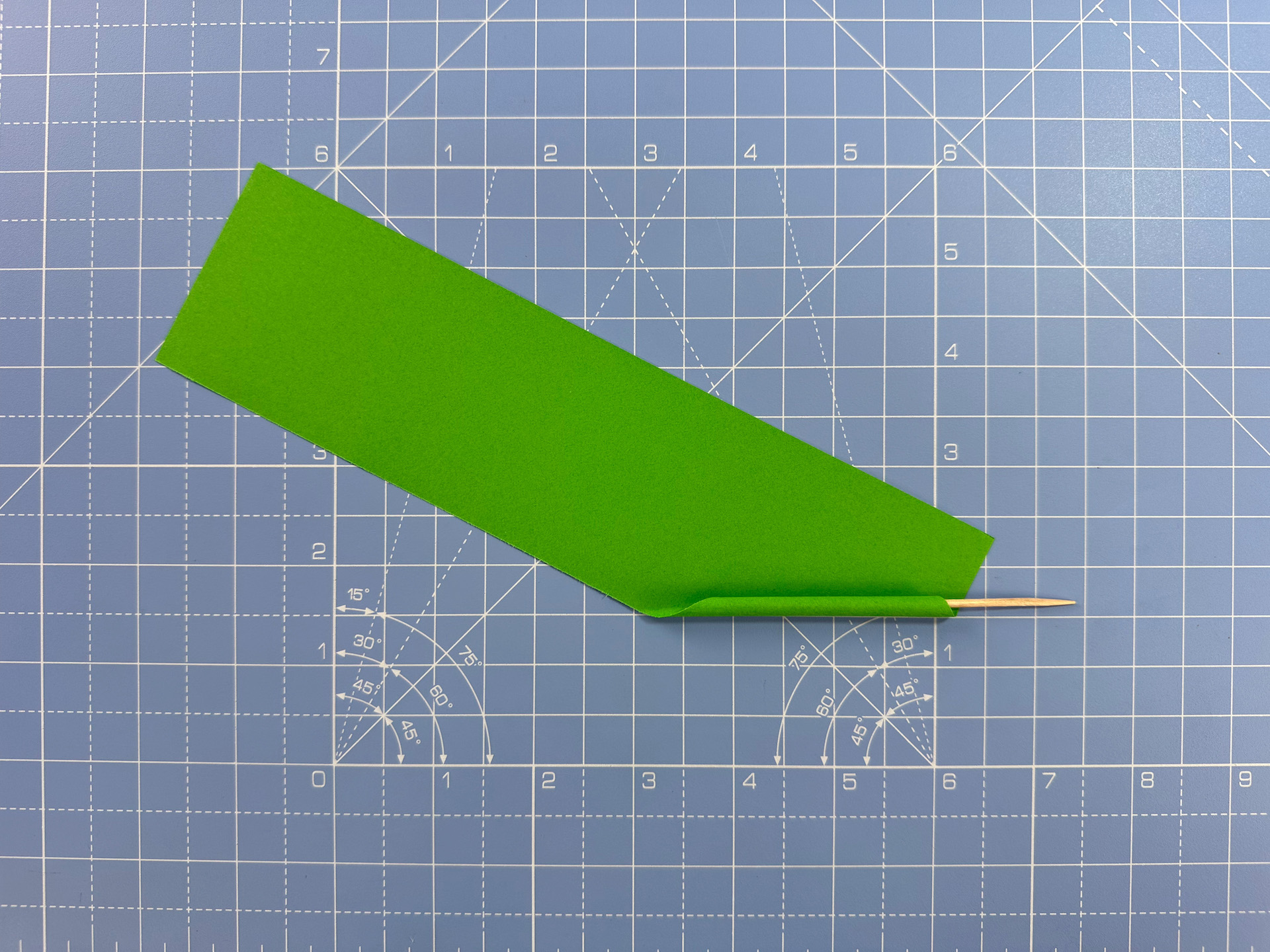 Making a paper stalk for an origami bouquet step 2