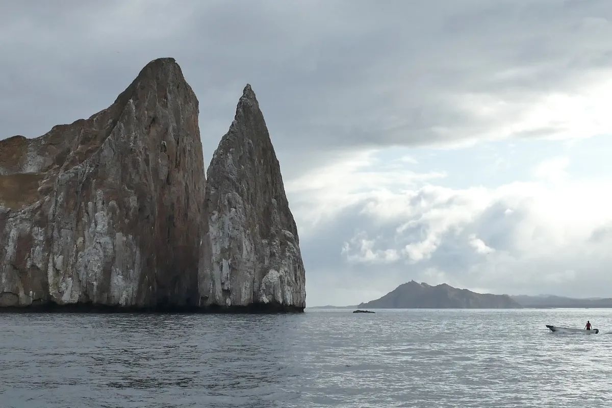 3rd place Landscapes: Kicker Rock/Leon Dormido. © Peter Topley/Galapagos Conservation Trust