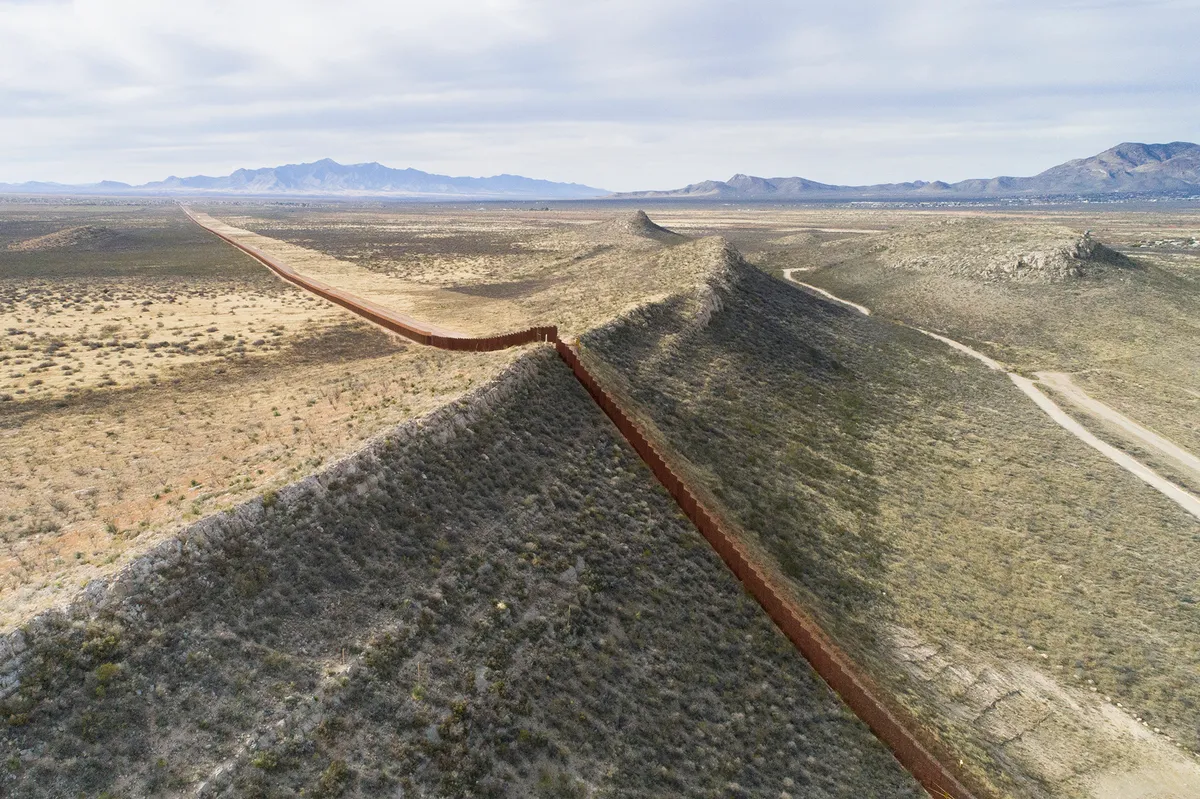 The border wall near Naco, Arizona. © Alejandro Prieto