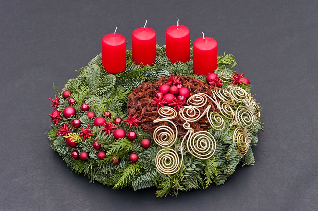 Adventskranz – Herkunft, DIY-Tipps & wie er frisch bleibt