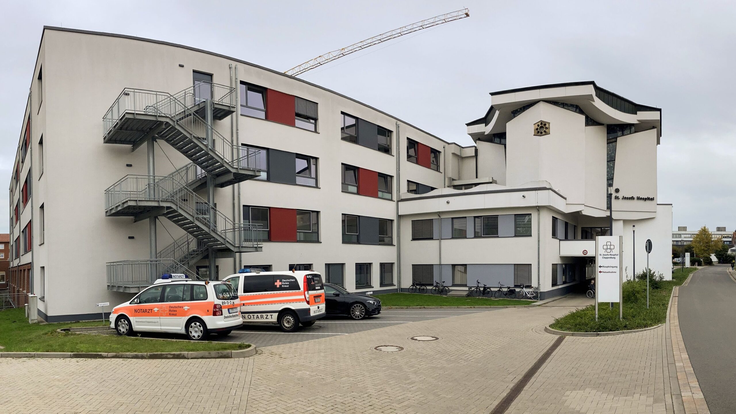 Das Cloppenburger Krankenhaus blickt optimistisch auf die Einrichtung von Leistungsgruppen. Foto: Hermes
