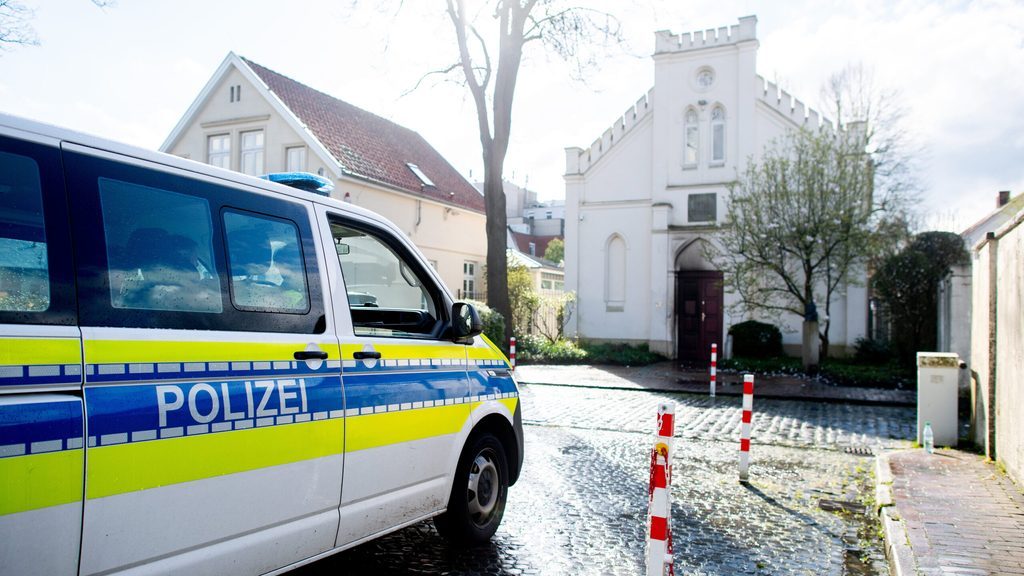 Arson attack on synagogue: Will a 28-year-old from the Vechta district be ...
