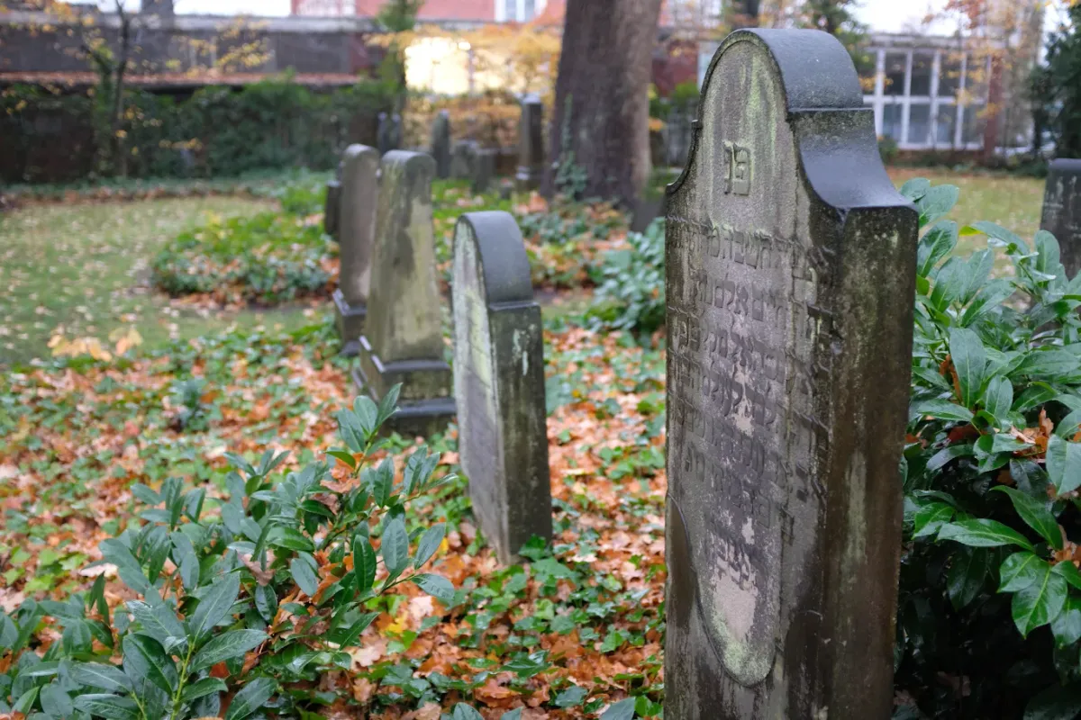 Unknown persons carve swastikas into gravestones at Jewish cemetery in ...