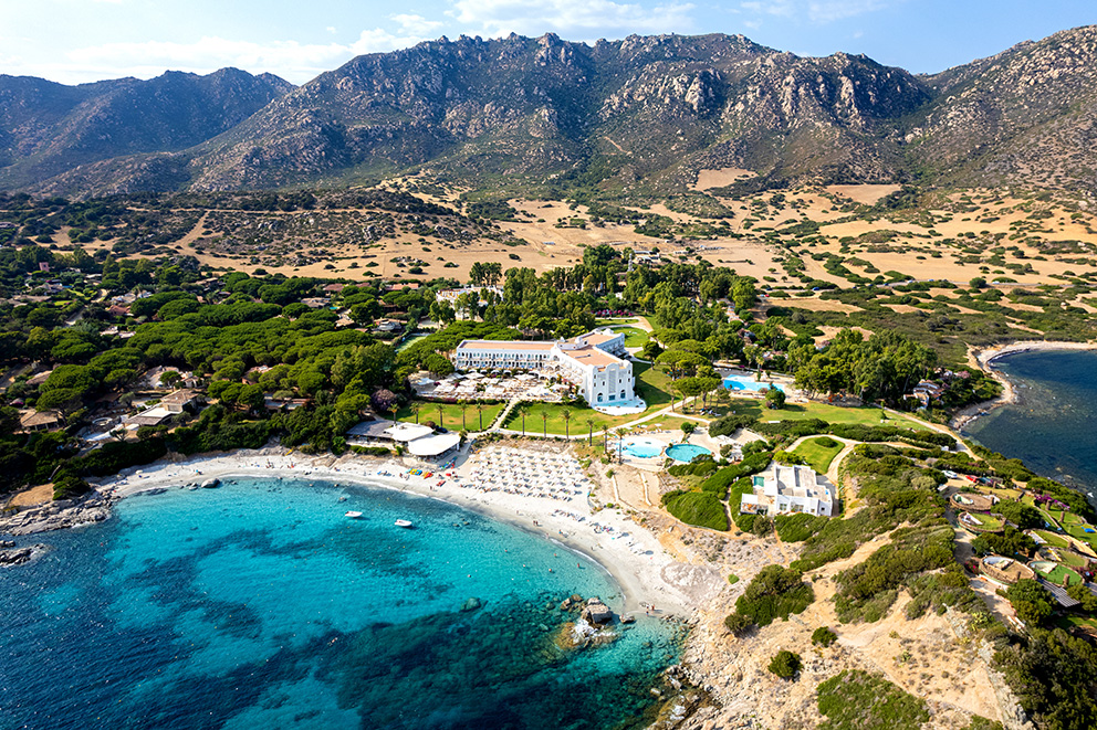 PR Landschaftsfoto von Sardinien für einen Artikel über das Investieren in Falkensteiner Hotels