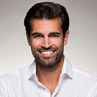 PR Porträtfoto von Alex Khan