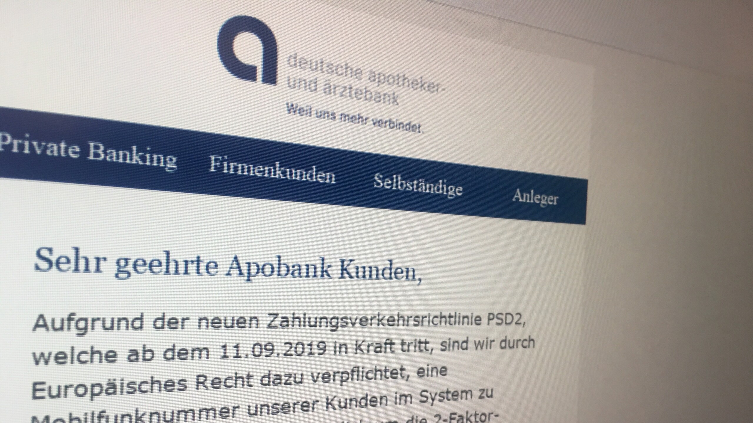 Aufgepasst! Erneut Phishing-Mail mit Apobank-Logo - Deutsche Apotheker ...