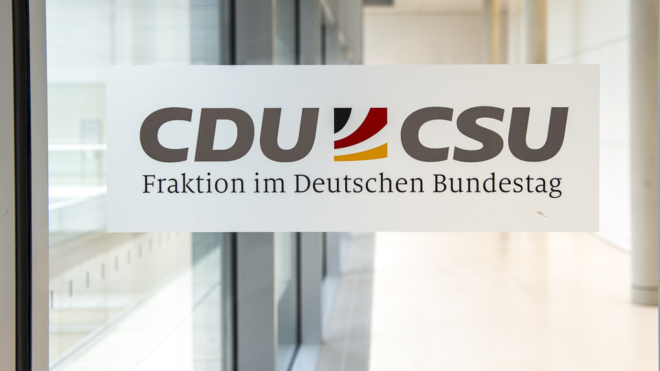 Keine Globuli aus der Apotheke: Die Unionsfraktion setzt sich dafür ein, die Apothekenpflicht für Homöopathika zu überdenken. (Foto: Külker)