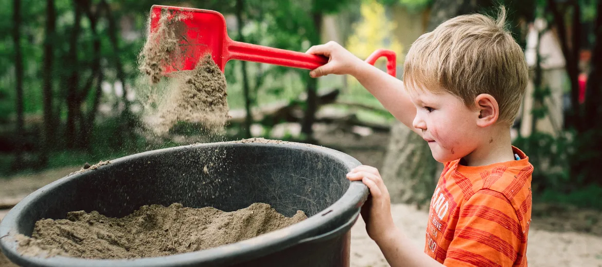 24-08-kindergarten-kiga3-schweizer-elternmagazin-hg Zweites Kindergartenjahr: Fast schon gross