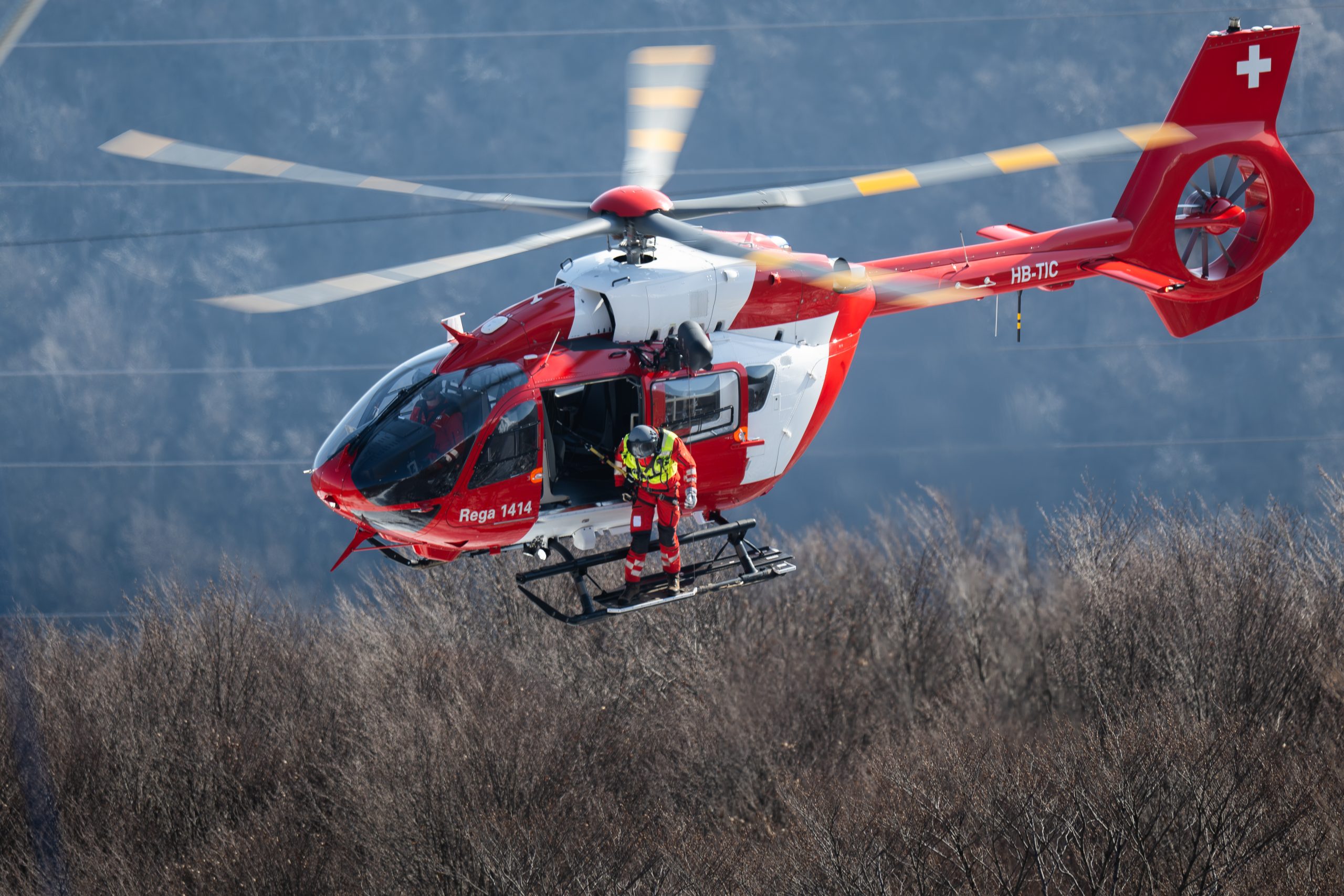 Heat and thunderstorms in Chur: Police, Rega, and rescue services called ...