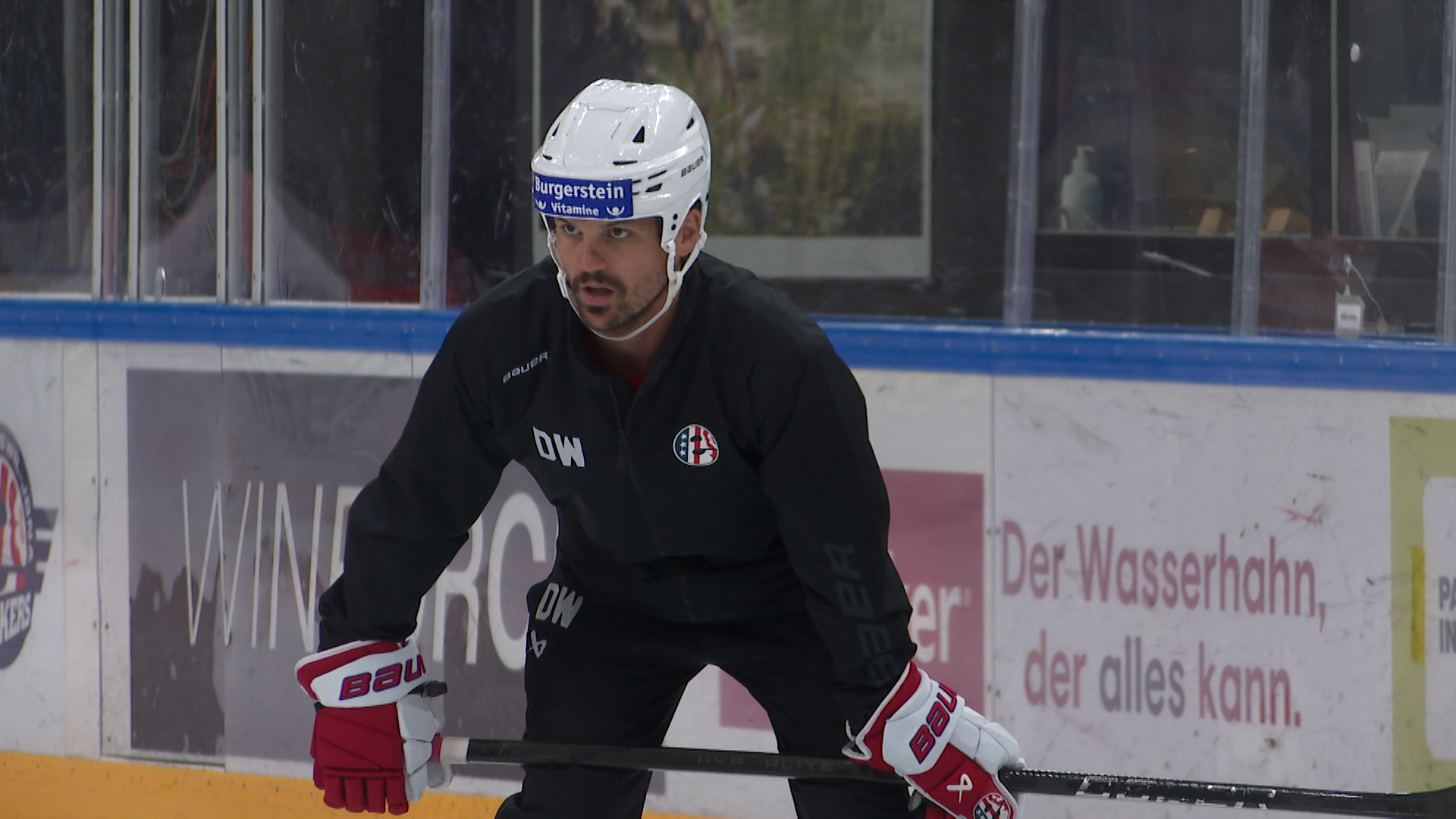 HCD legend Dino Wieser changes colors - | here's the reason behind it