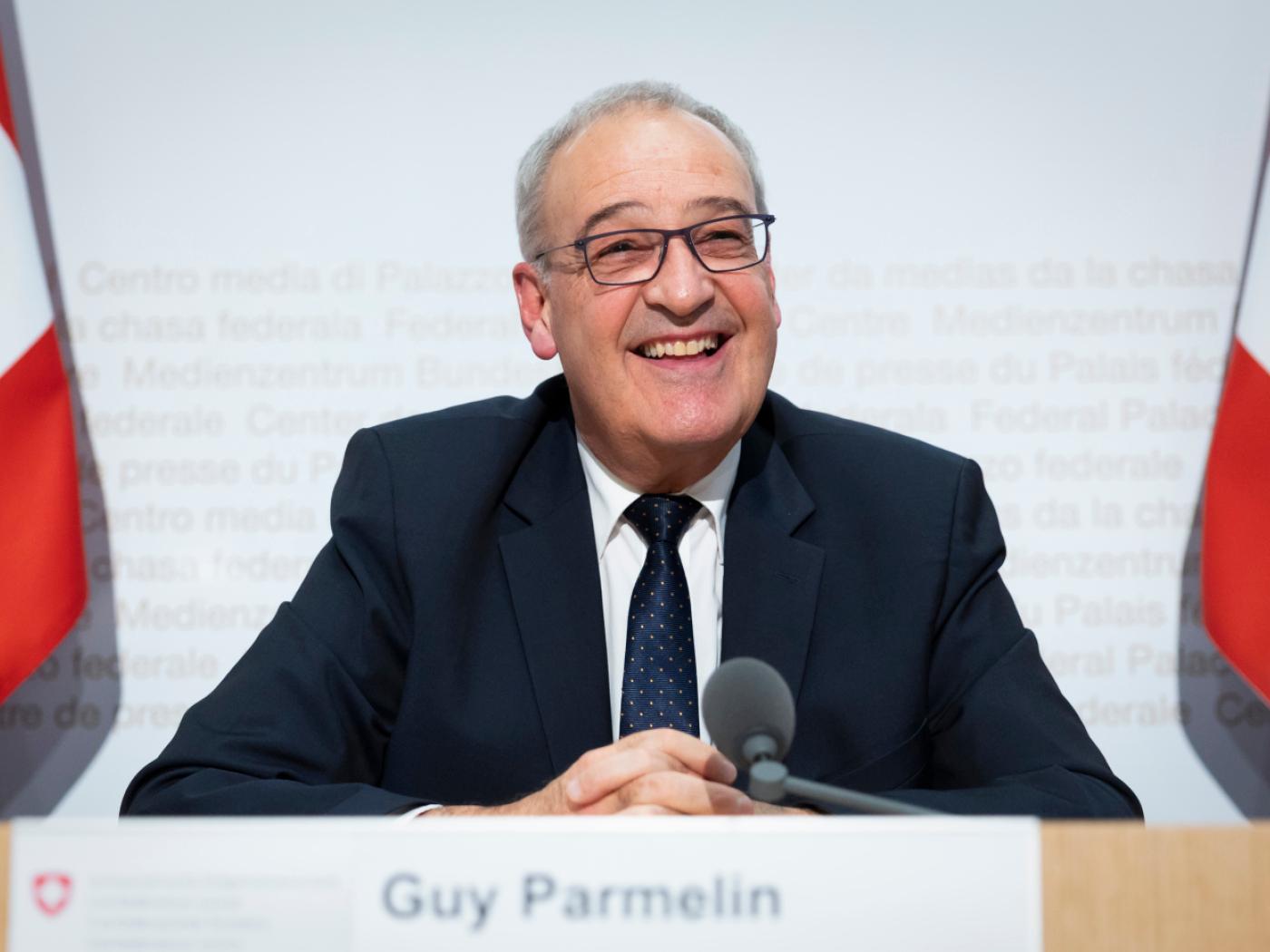 Der abtretende Bundesrat Guy Parmelin hat in einem "CH Media"-Interview für eine weibliche Nachfolge plädiert.