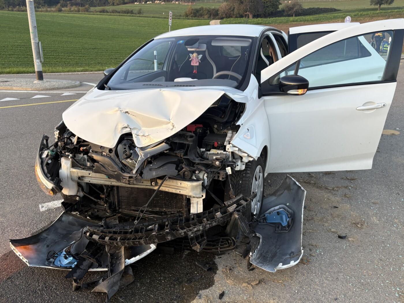 Beim Unfall in Herdern TG entstand beträchtlicher Sachschaden.