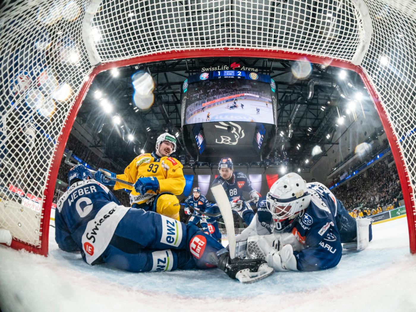 Die ZSC Lions müssen sich im 13. Saisonspiel erstmals geschlagen geben