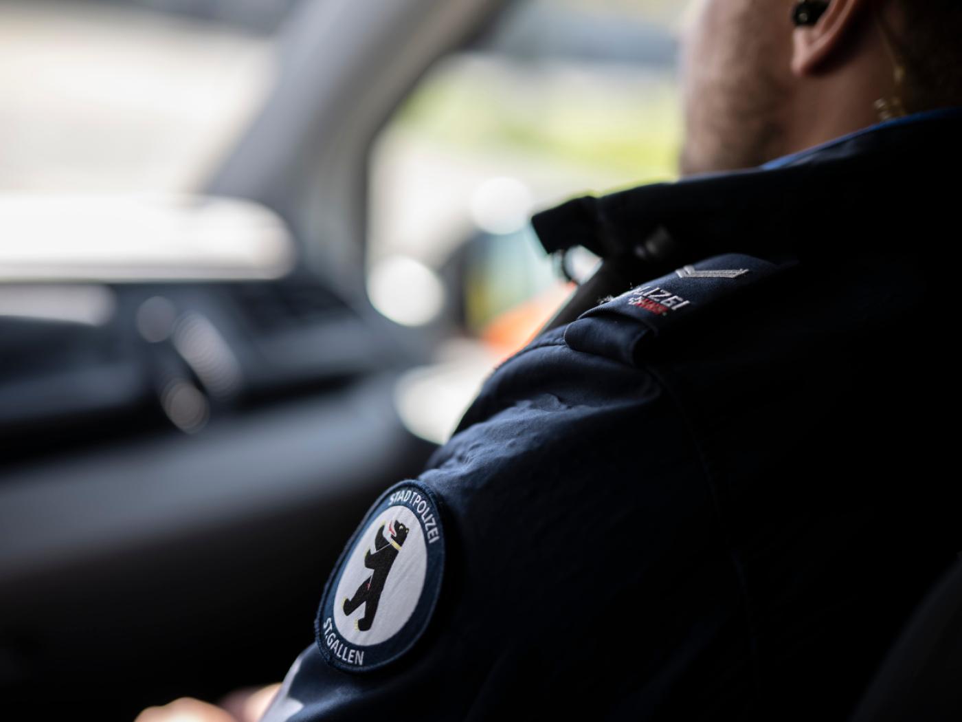 Die Stadtpolizei St. Gallen rückte am Donnerstag zu einem Verkehrsunfall an der Rorschacherstrasse aus.