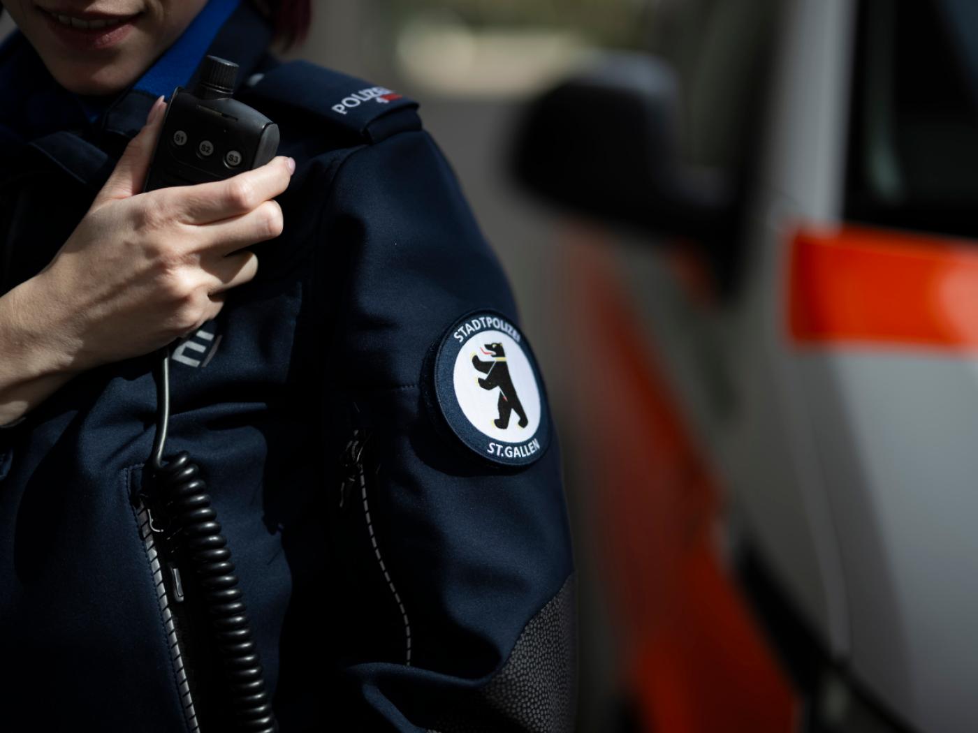 Die Stadtpolizei St. Gallen musste während der diesjährigen Olma zwar häufiger ausrücken als in den Vorjahren, grössere Zwischenfälle blieben aber selten. (Symbolbild)
