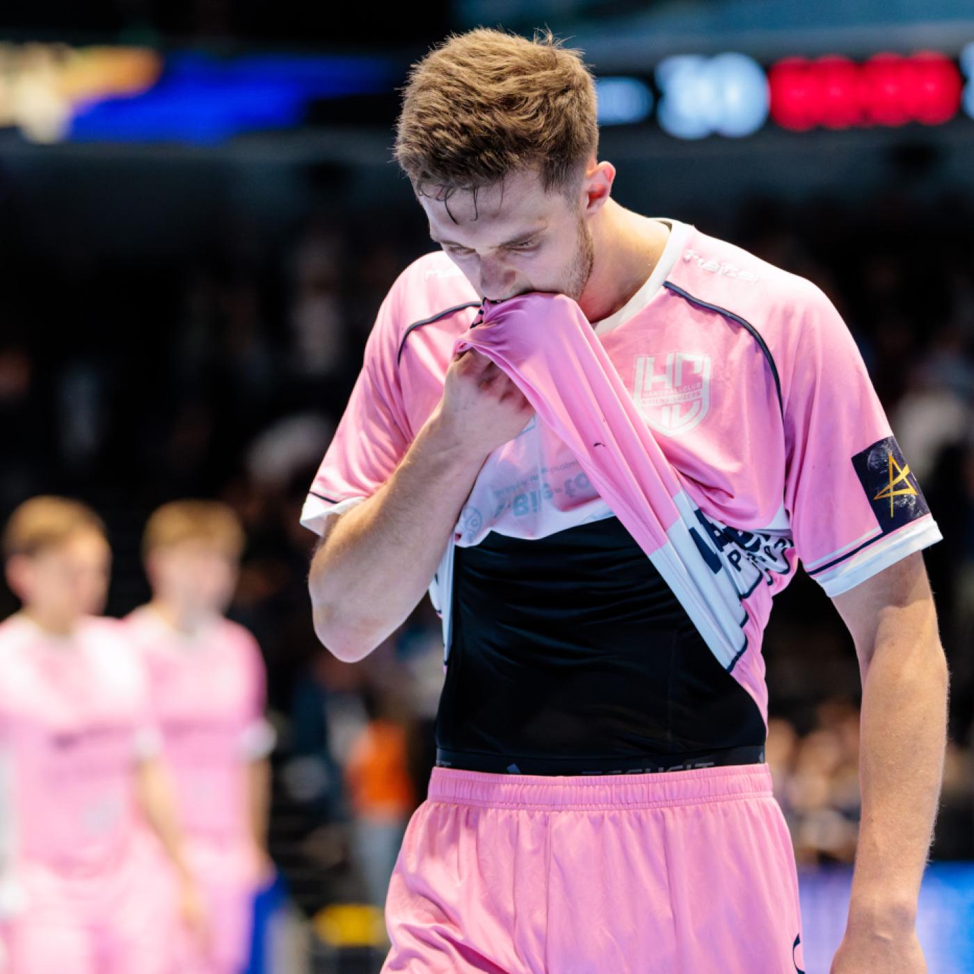 Nah dran, aber am Ende knapp gescheitert: Mykola Bilyk von Kriens-Luzern ist nach der Niederlage gegen Kielce enttäuscht