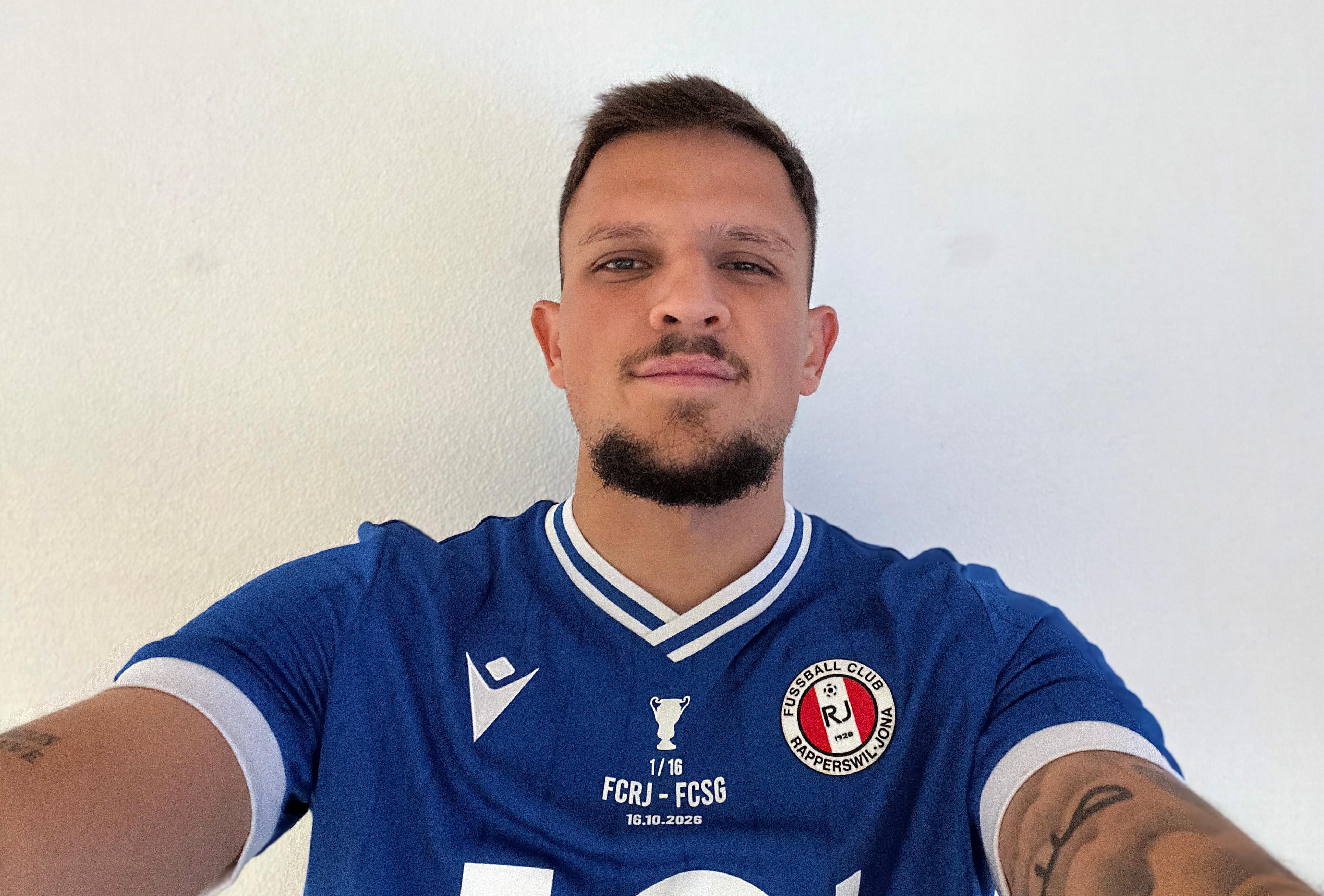 Selbstsicher: Alan Omerovic will mit dem FC Rapperswil-Jona in der laufenden Saison noch einiges erreichen.