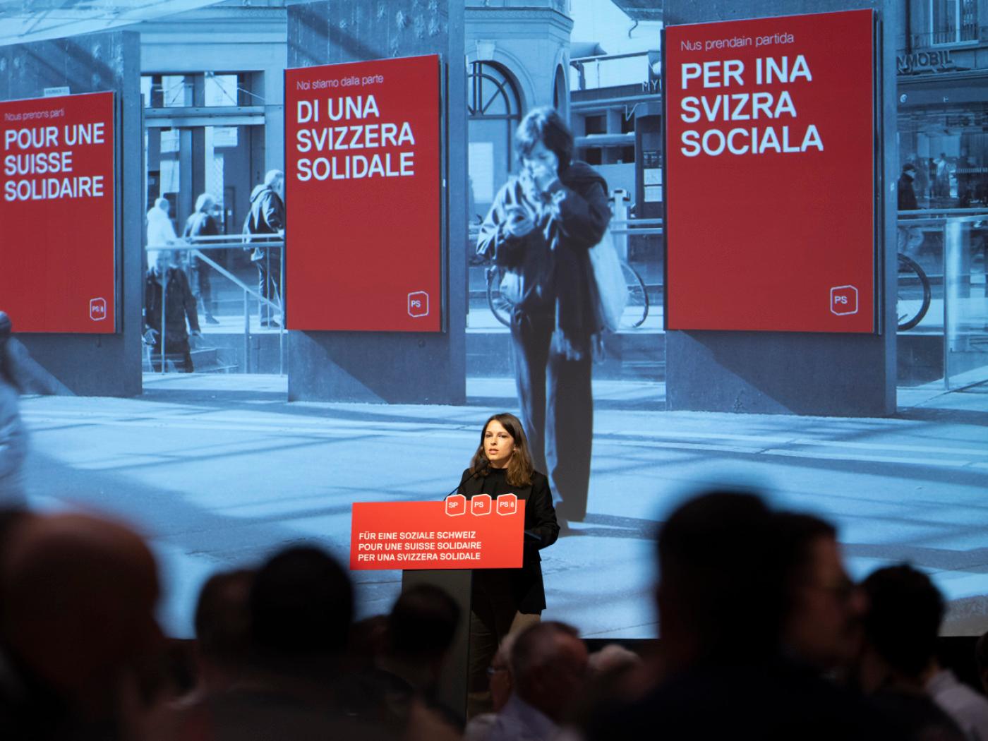 Co-Parteipraesidentin und Nationalraetin Mattea Meyer, SP-ZH, spricht am Parteitag der SP Schweiz, am Samstag, 17. Oktober 2026 in Thun. (KEYSTONE/Anthony Anex)