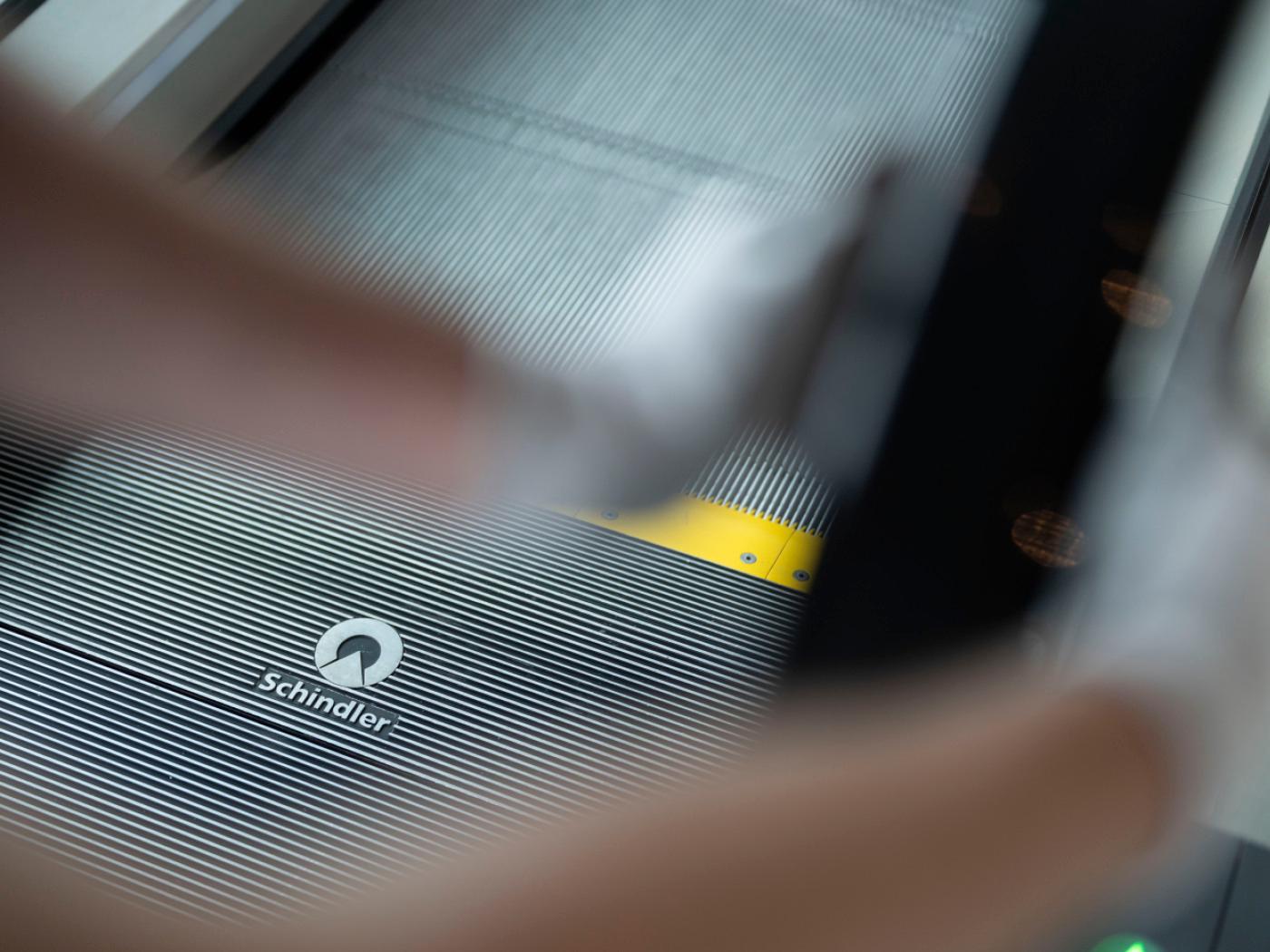 Der Lift- und Rolltreppenbauer Schindler erhöht das Ziel für die Profitabilität im Gesamtjahr 2026. (Archivbild)