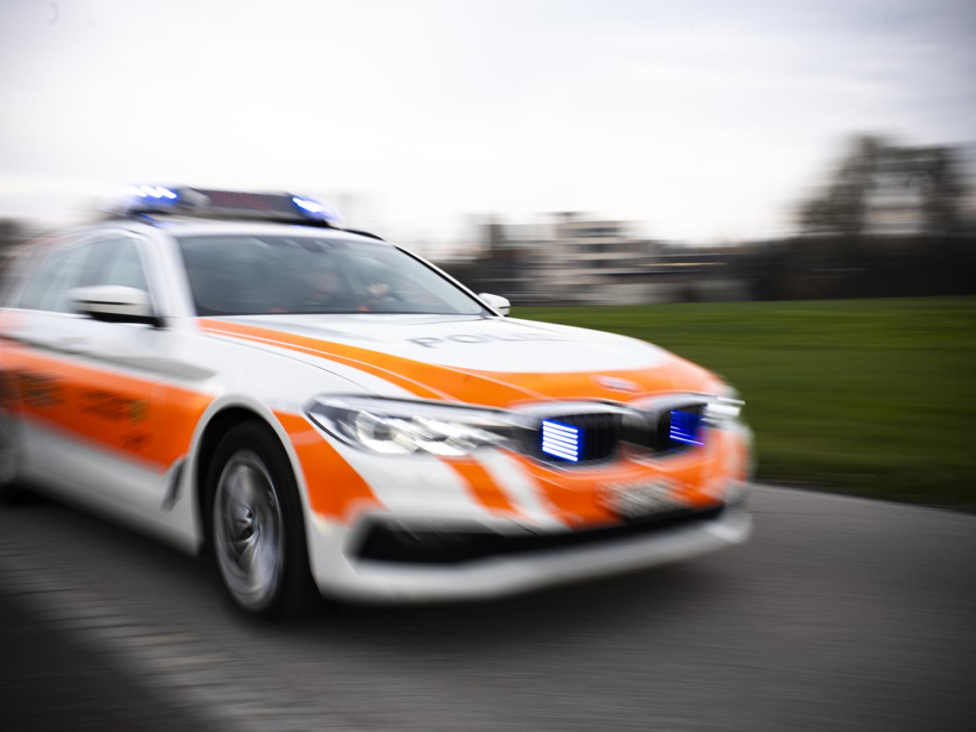 Die Kantonspolizei St. Gallen rückte am Sonntag zu einem Verkehrsunfall nach Gossau aus. (Symbolbild)