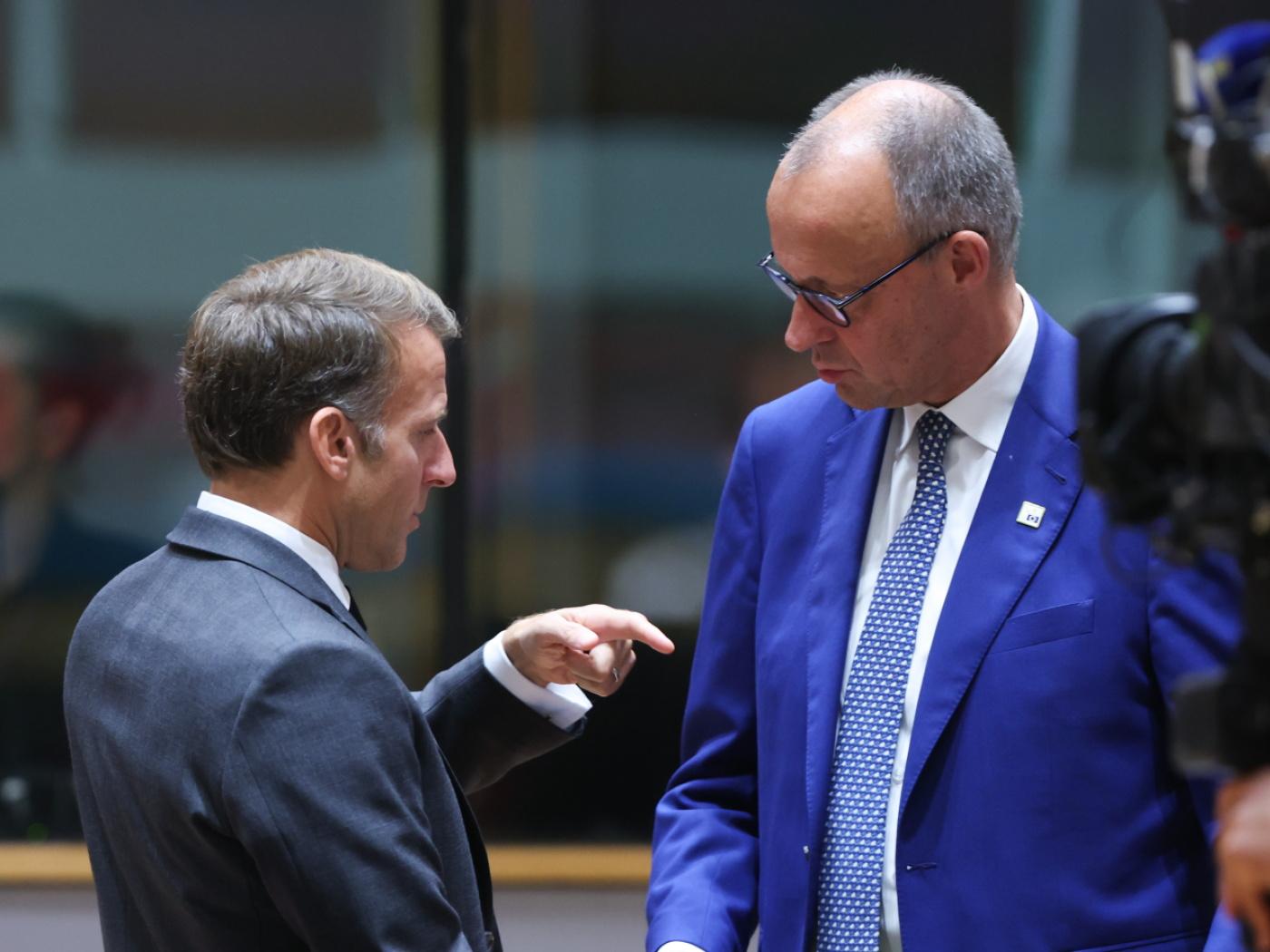 Frankreichs Präsident Emmanuel Macron (links) und der deutsche Bundeskanzler Friedrich Merz warben für mehr Schutz gegen unfaire Handelspraktiken von Drittstaaten. (Archivbild)
