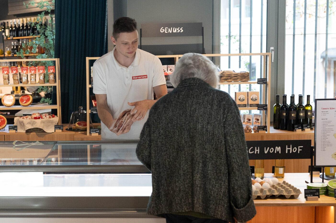 Hofladen in der Markthalle Glarus: So sieht der «Hofladen in der Stadt» aus.