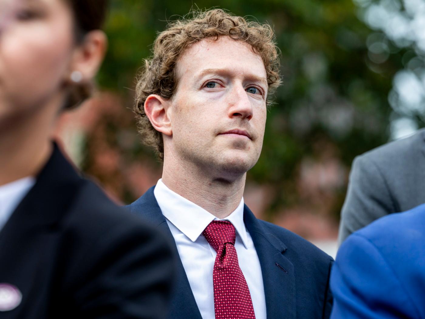 Facebook-Gründer Mark Zuckerberg lässt den Meta-Konzern gewaltige Summen in KI-Infrastruktur investieren. (Archivbild)