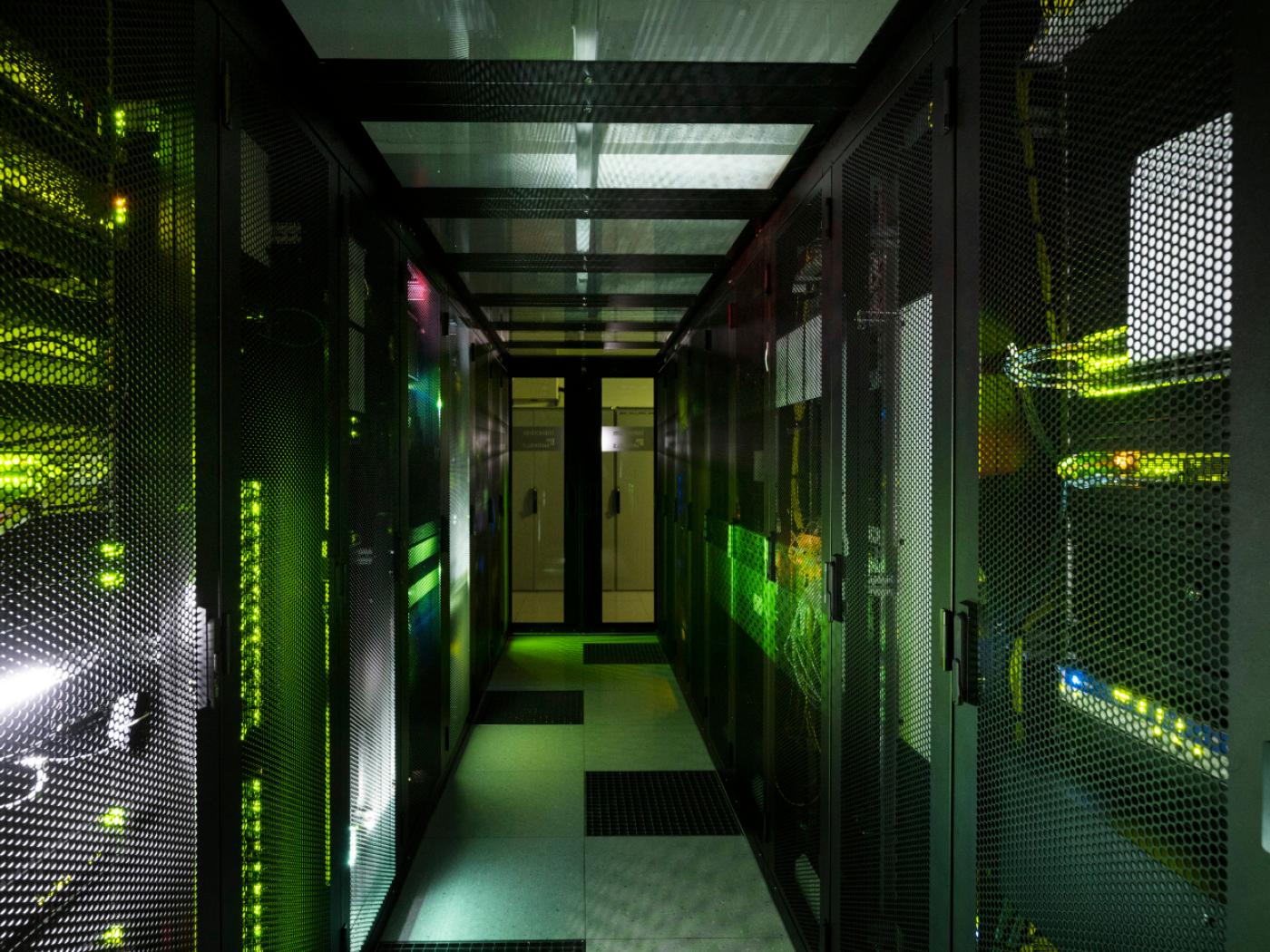 Datacenter verbrauchen viel Strom - im Kanton Schaffhausen sollen die Anforderungen für den Bau und Vertrieb von besonders ressourcenhungrigen Unternehmen verschärft werden. (Symbolbild)
