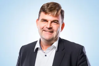 Jörg Makowski ist Kaufmännischer Leiter bei den Stadtwerken Forst/Lausitz. Per 1. Januar 2020 ist er zum Geschäftsführer bestellt.